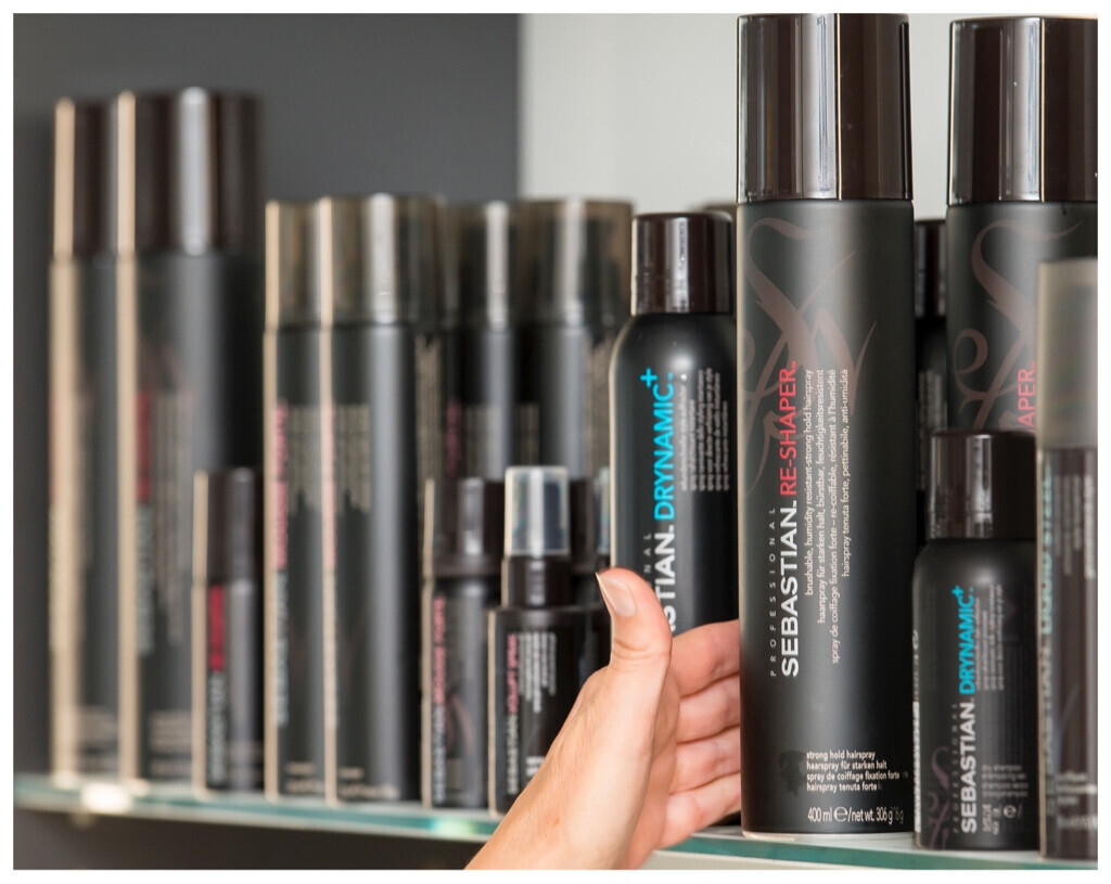 Bilder Salon Lora Hairstyle