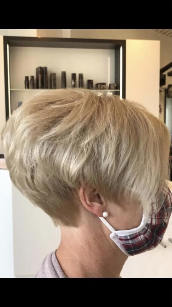 Bilder Salon Lora Hairstyle