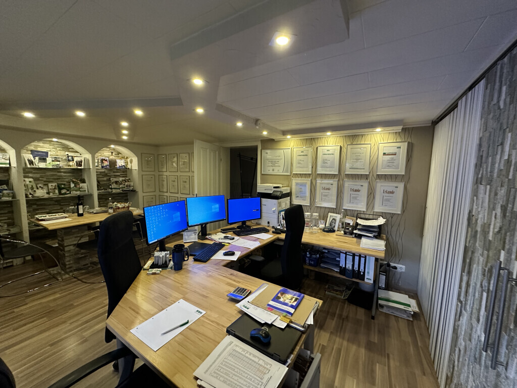 Bilder Thomas Dinger Versicherungen Kapitalanlagen