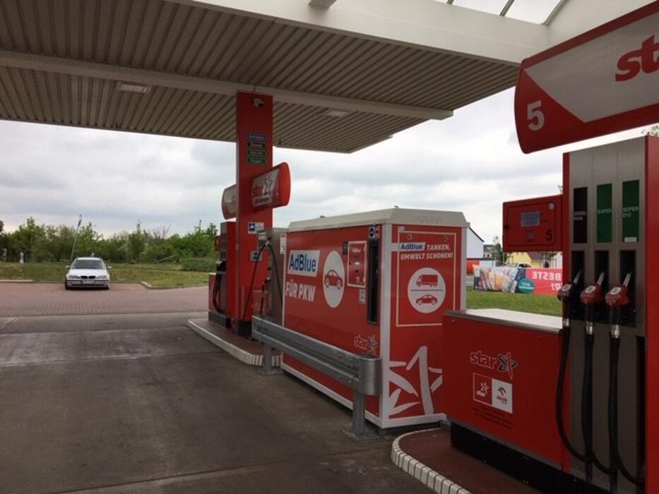 Bilder star Tankstelle