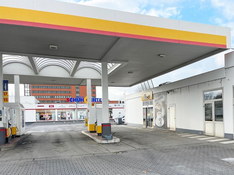 Bilder Shell Recharge Charging Station