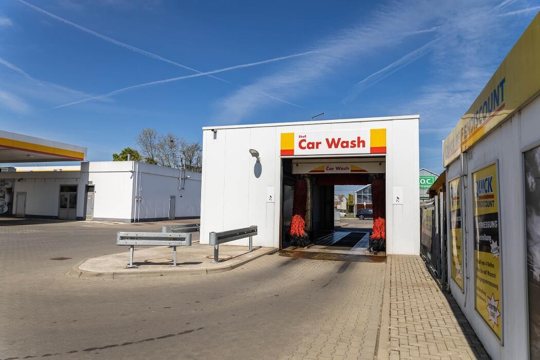 Bilder Shell Recharge Charging Station