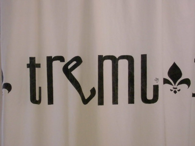 Treml -Moden Logo