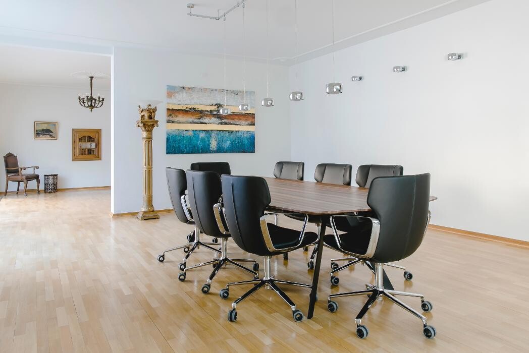 Bilder Notar Simon Lindow