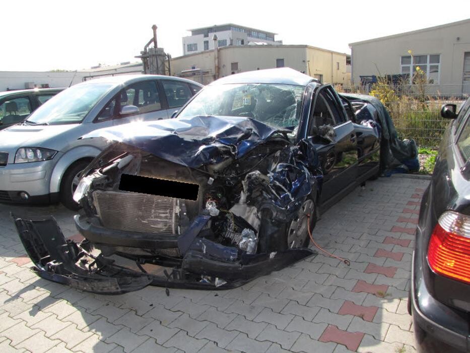 Bilder Kfz-Sachverständigen Bergstraße Öhlschläger & Metzger GmbH Partnerbüro der TÜV Nord Mobilität
