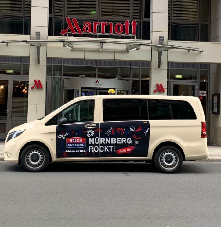 Bilder Taxi Nürnberg Taxibusse Müller Taxibus Großraumtaxi