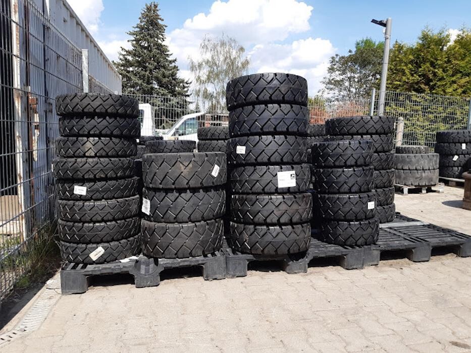 Bilder Industriereifen und Batteriehandel Hartmut Franz