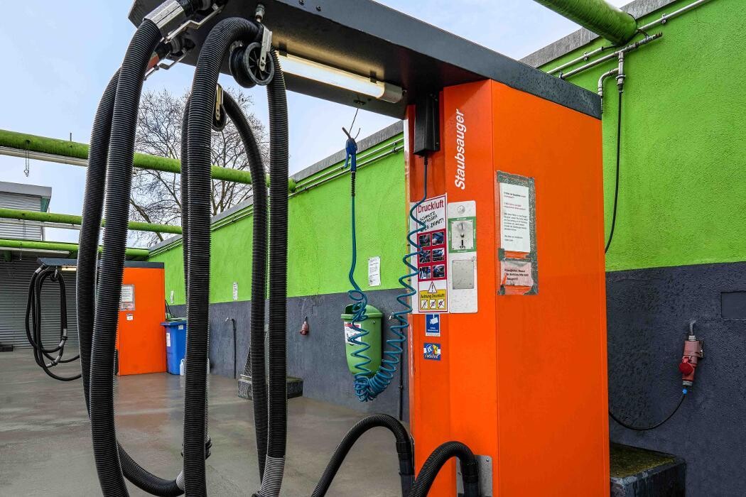 Bilder EFA/bft Tankstelle