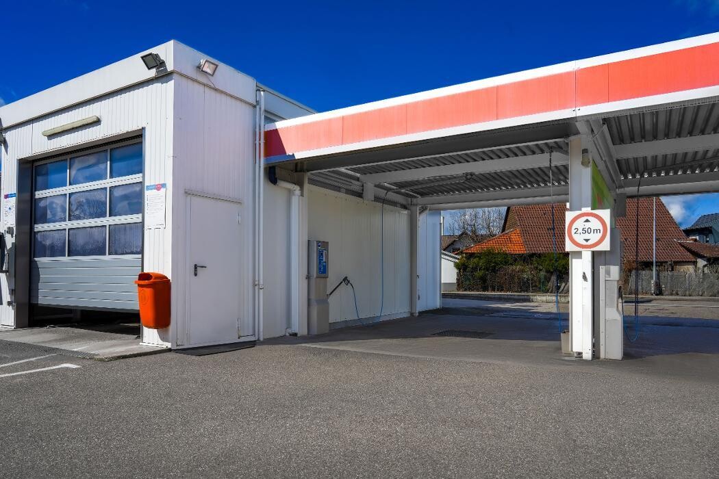 Bilder EFA/bft Tankstelle