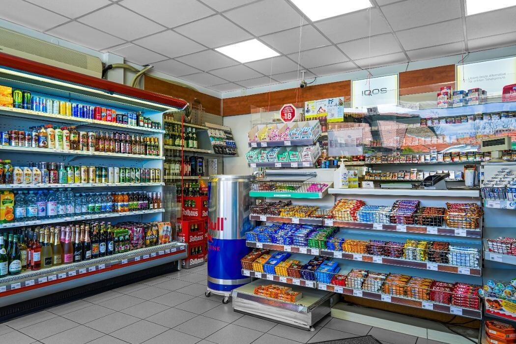 Bilder EFA/bft Tankstelle
