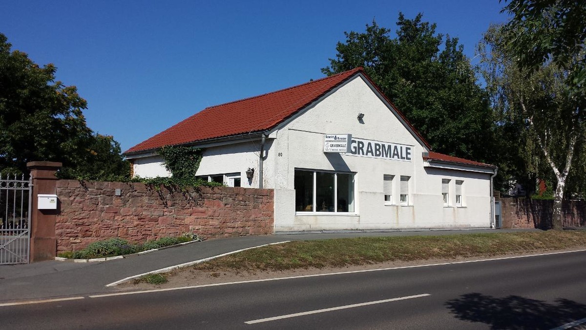 Bilder Fa. Schmidt und Krenzer Grabmale