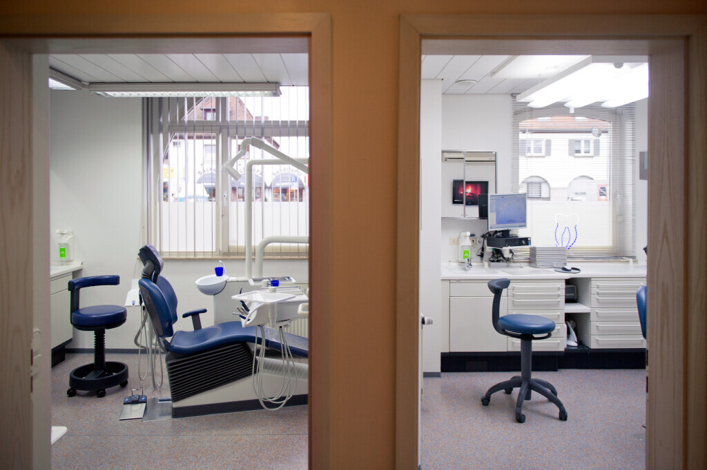 Bilder Dr. med. dent. Ernst-Martin Rießner Zahnarzt