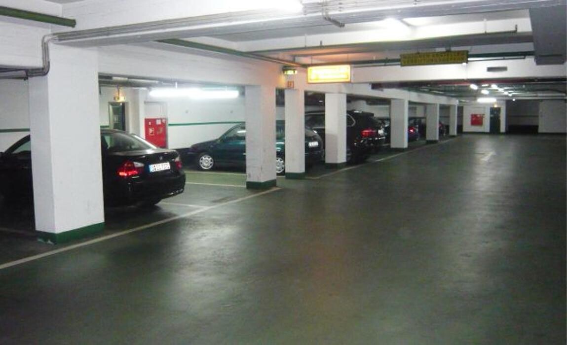 Bilder CONTIPARK Parkhaus Uhland-/Kant-/Fasanenstraße (UKF)