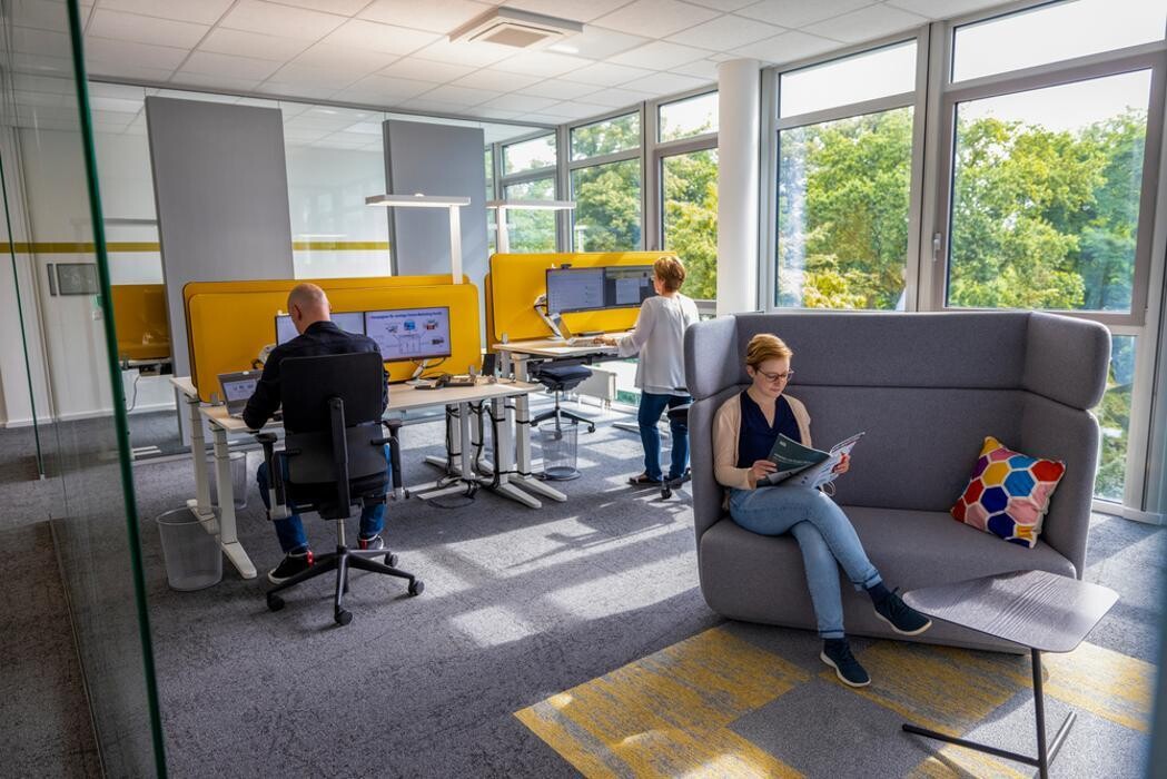 Bilder VR-NetWorld GmbH