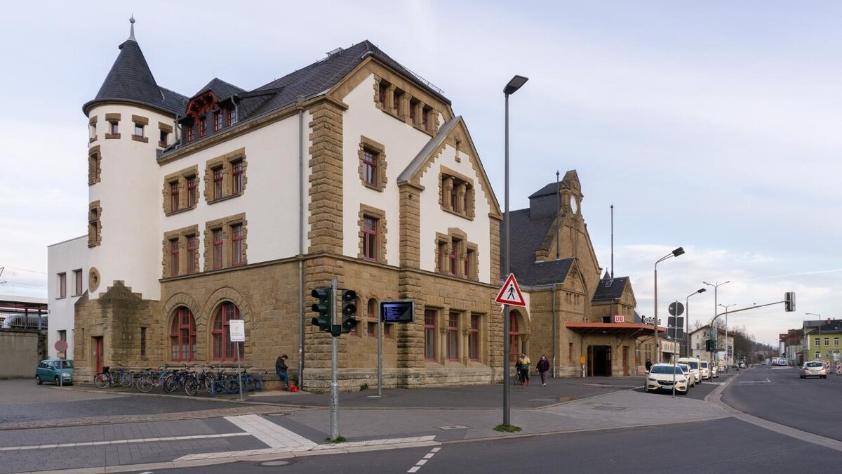 Bilder Schmitt & Hahn Buch und Presse im Bahnhof Eisenach