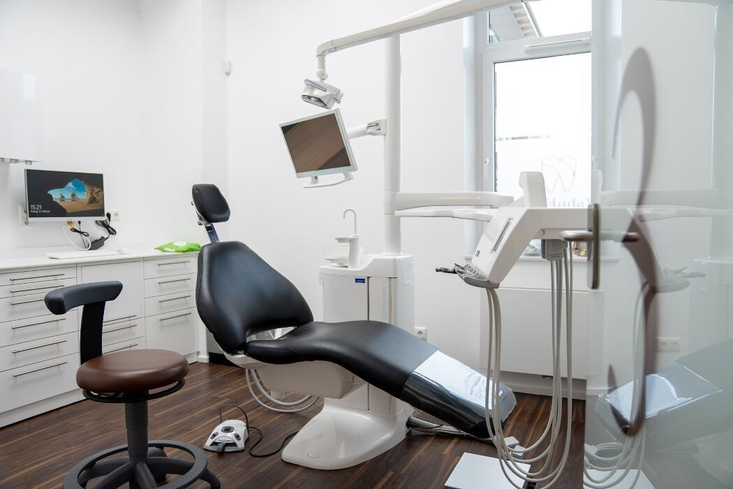 Bilder Zahnarztpraxis ZahnFlair - Zahnärztin Christina Lippmann Rellingen/ Hamburg