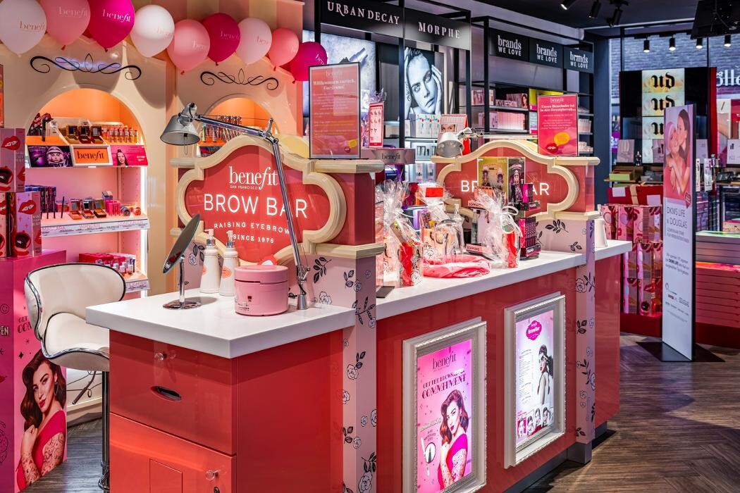 Bilder Douglas Düsseldorf Altstadt Flinger Straße