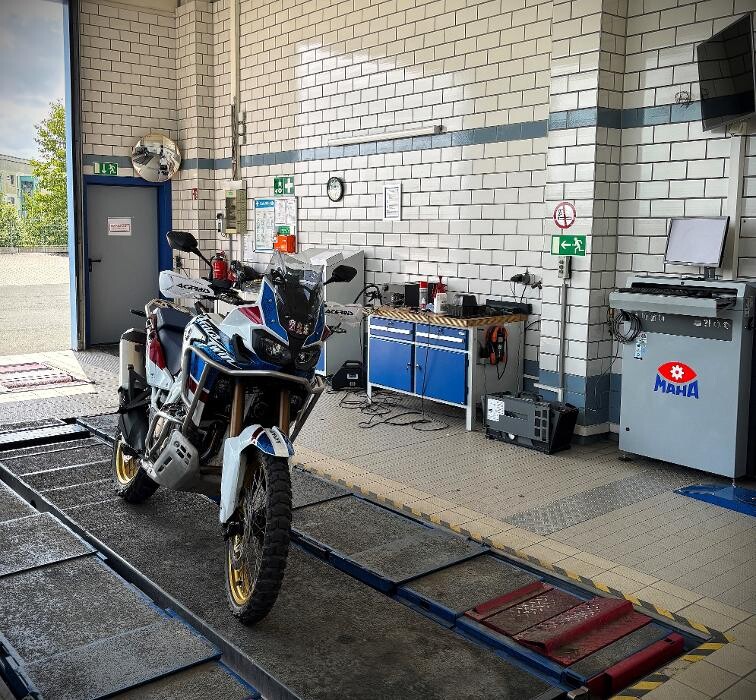 Bilder TÜV SÜD Service-Center Oelsnitz