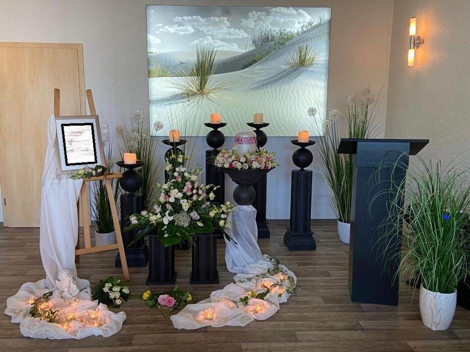 Bilder Bestattungen Chrappek GmbH