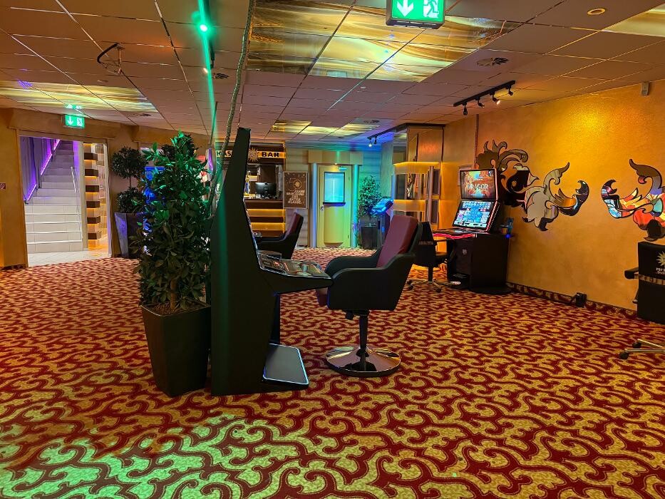 Bilder MERKUR SPIELHALLE Lübbecke