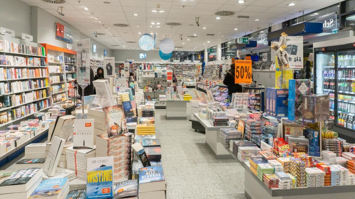 Bilder Schmitt & Hahn Buch und Presse - Buchhandlung in Mannheim Hauptbahnhof Buchhandlung