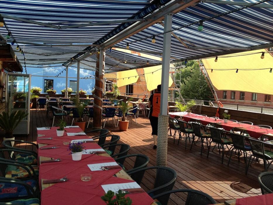 Bilder Casablanca Hotel Restaurant Bowlingbahn