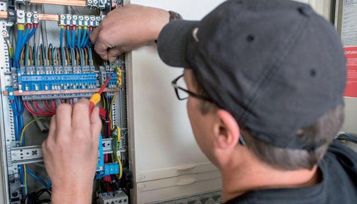Bilder Systeex Elektrotechnik Roegels GmbH
