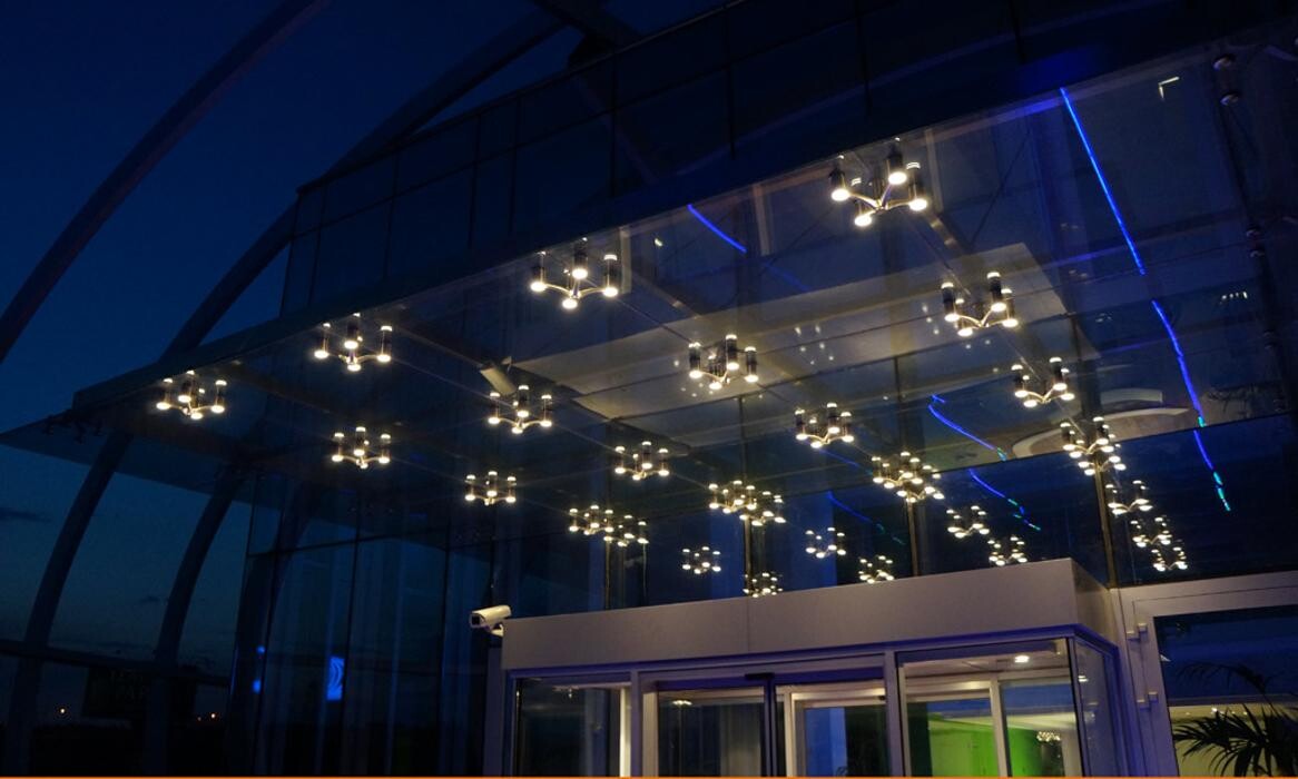 Bilder Naveen Mehling Compact Promotion