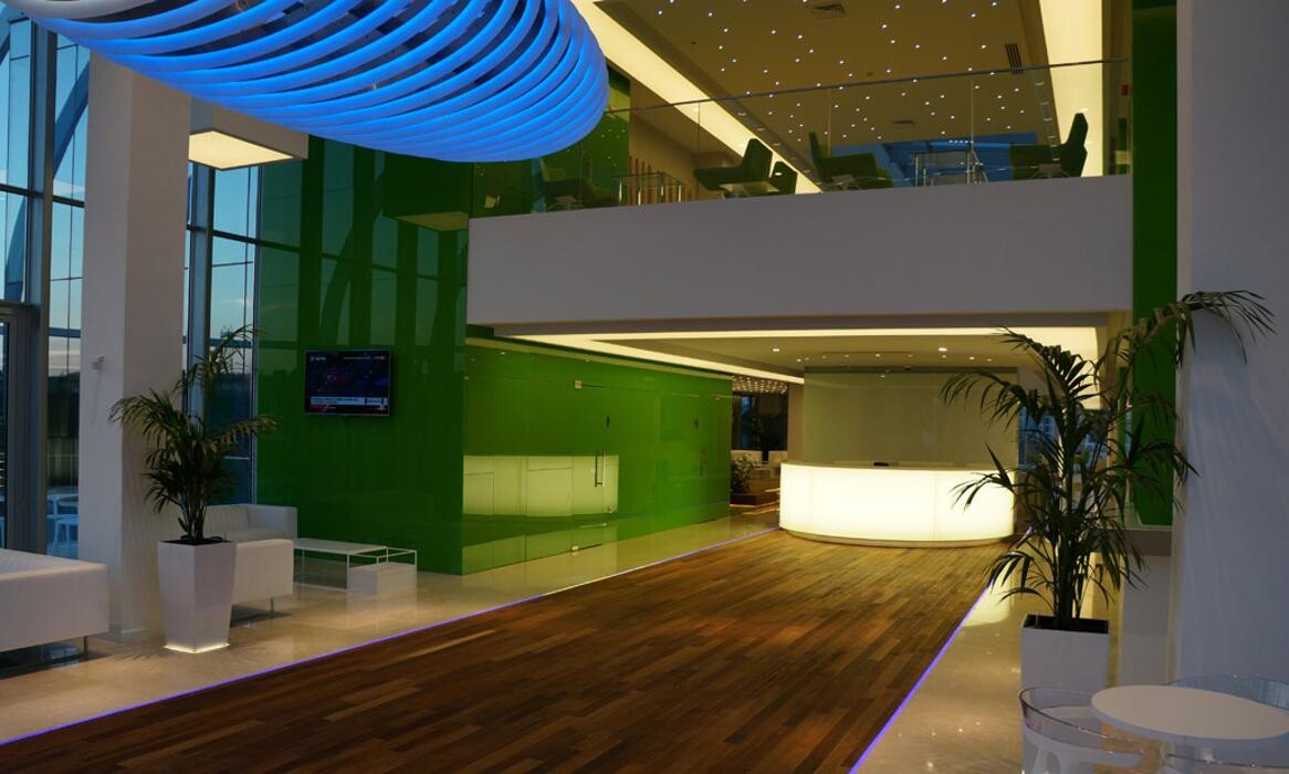 Bilder Naveen Mehling Compact Promotion