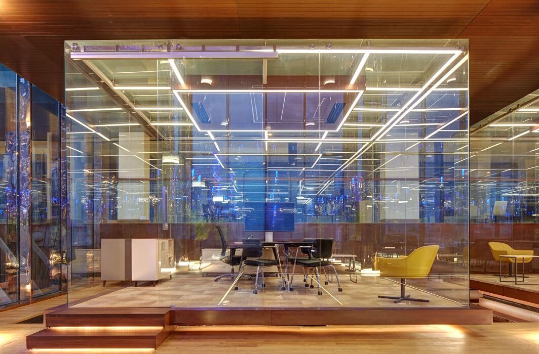 Bilder Naveen Mehling Compact Promotion