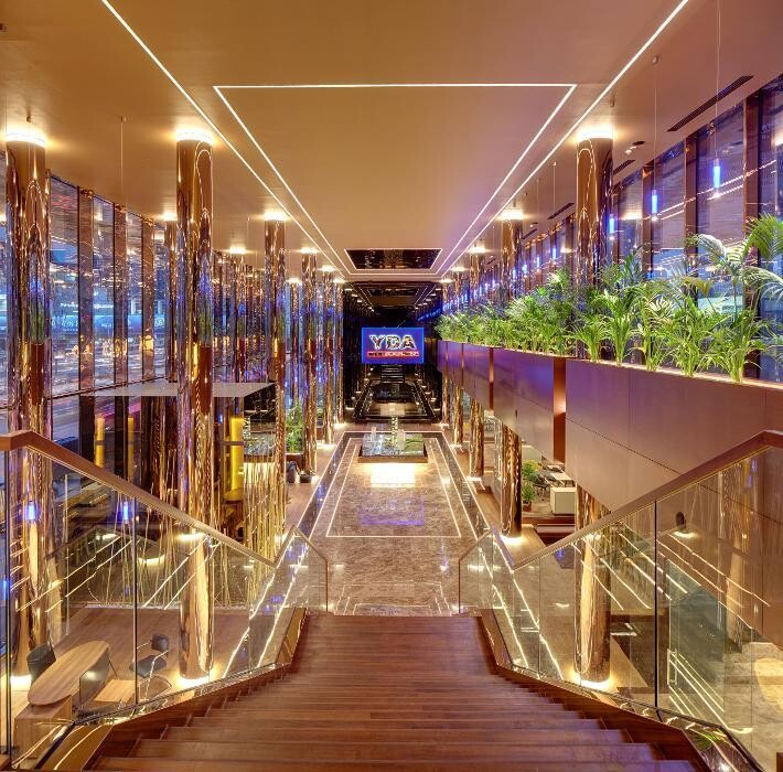 Bilder Naveen Mehling Compact Promotion