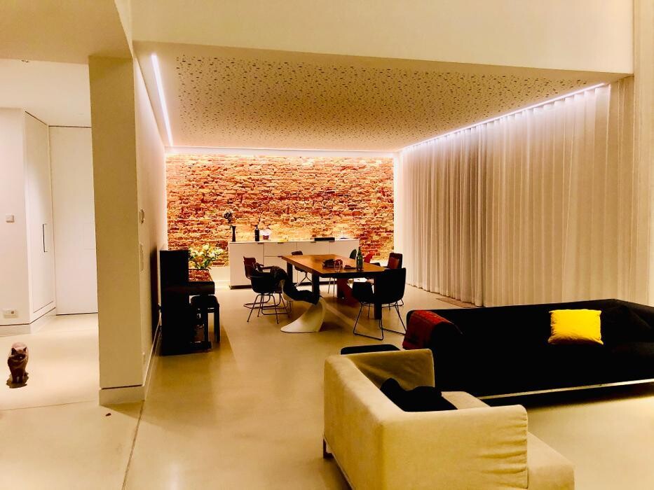 Bilder Naveen Mehling Compact Promotion