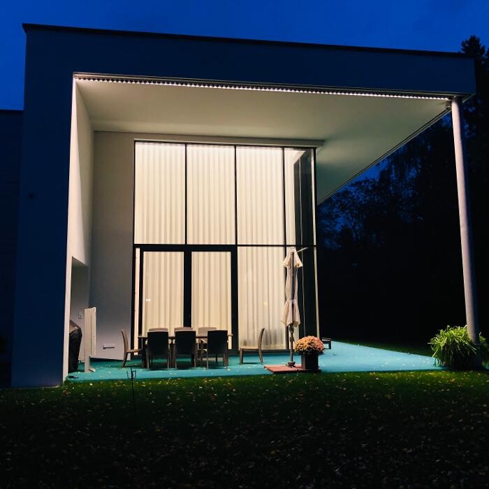 Bilder Naveen Mehling Compact Promotion