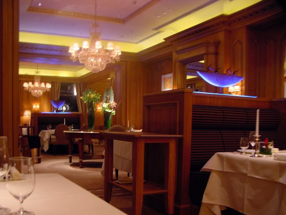 Bilder Naveen Mehling Compact Promotion