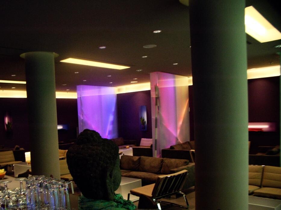 Bilder Naveen Mehling Compact Promotion