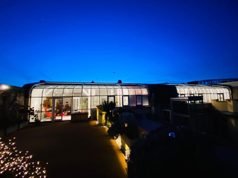 Bilder Naveen Mehling Compact Promotion