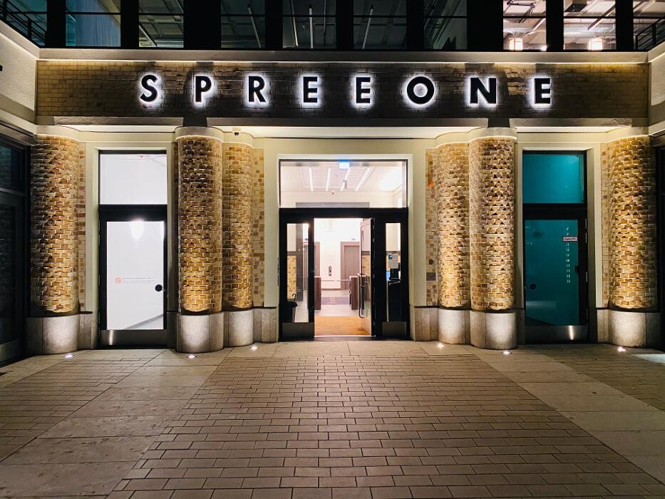 Bilder Naveen Mehling Compact Promotion