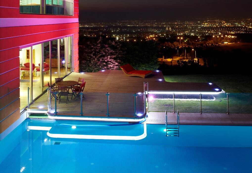 Bilder Naveen Mehling Compact Promotion