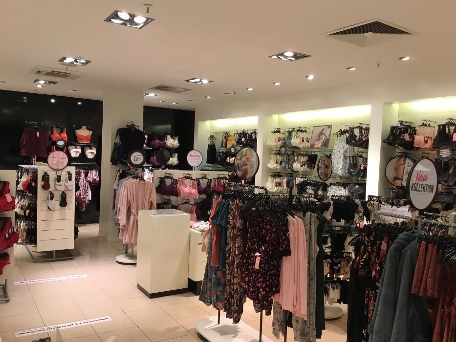 Bilder Hunkemöller