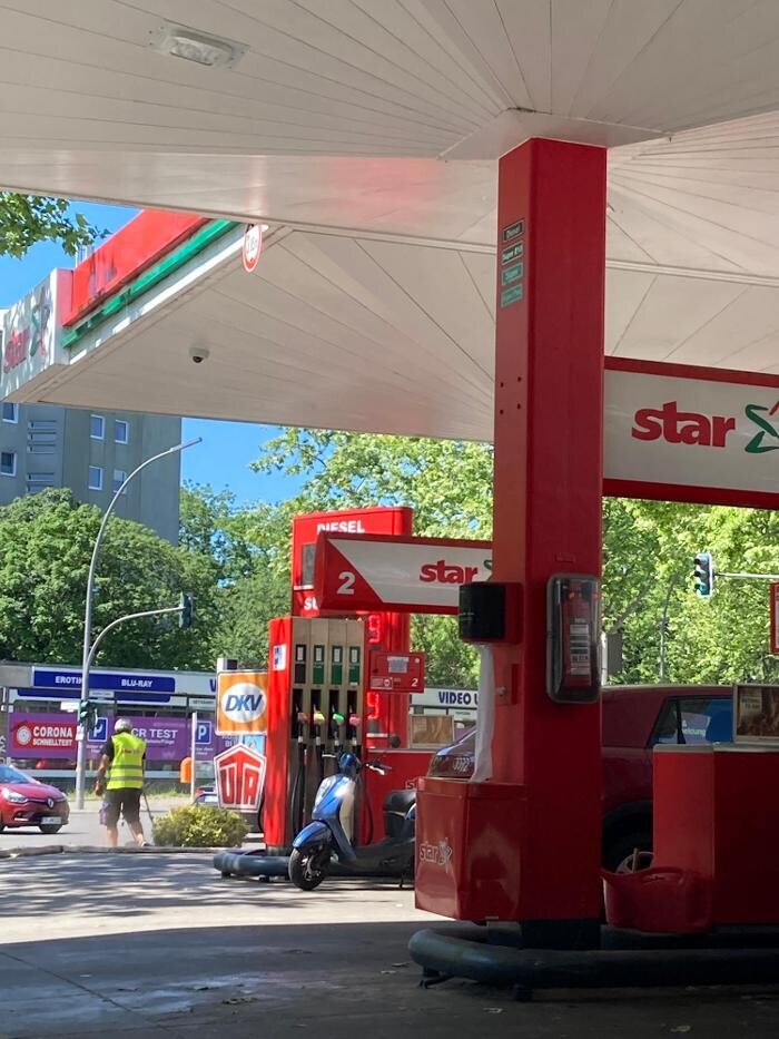 Bilder star Tankstelle