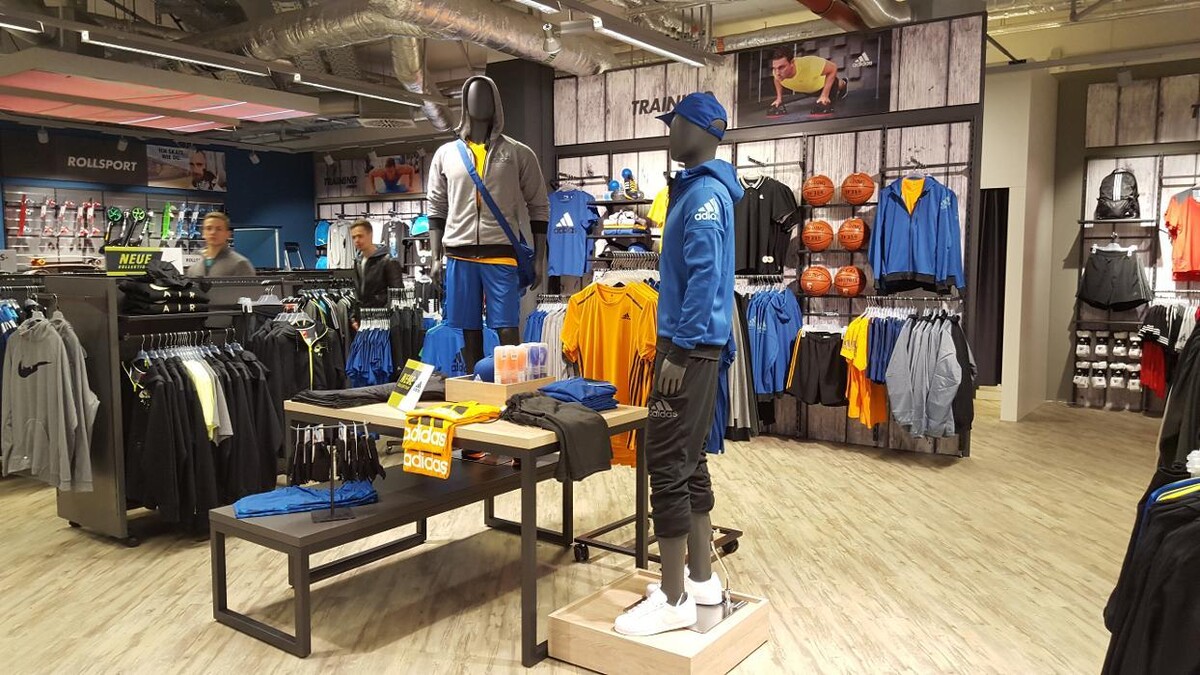 Bilder INTERSPORT Voswinkel Ettlinger Tor