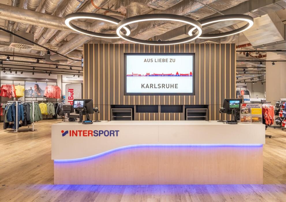 Bilder INTERSPORT Voswinkel Ettlinger Tor