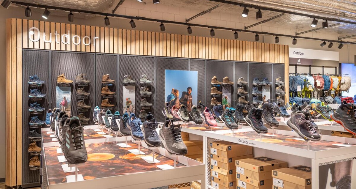 Bilder INTERSPORT Voswinkel Ettlinger Tor