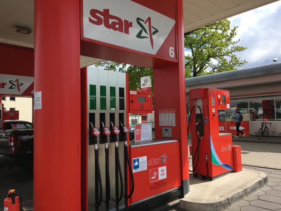 Bilder star Tankstelle