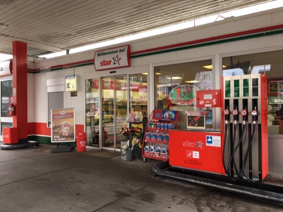 Bilder star Tankstelle