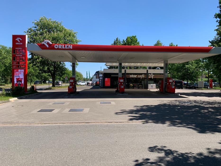 Bilder ORLEN Tankstelle