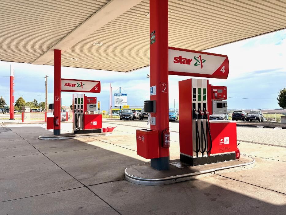 Bilder star Tankstelle