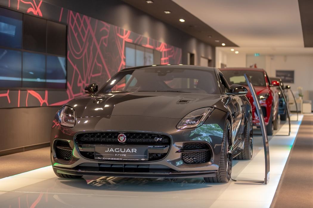 Bilder DINNEBIER PREMIUM-CARS | Jaguar|Land Rover Autohaus