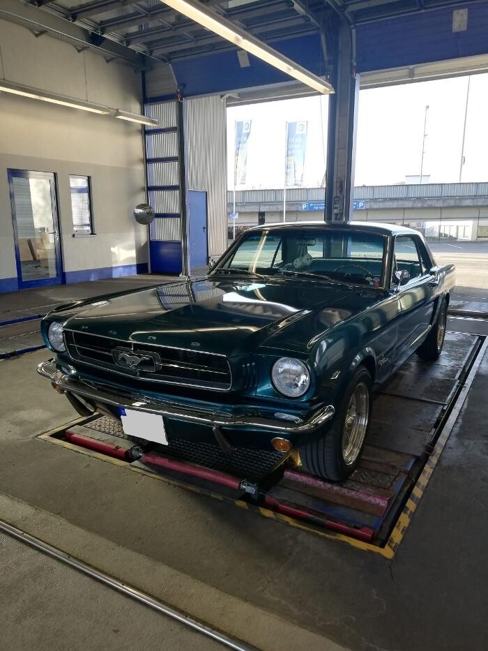 Bilder TÜV SÜD Service-Center Ravensburg