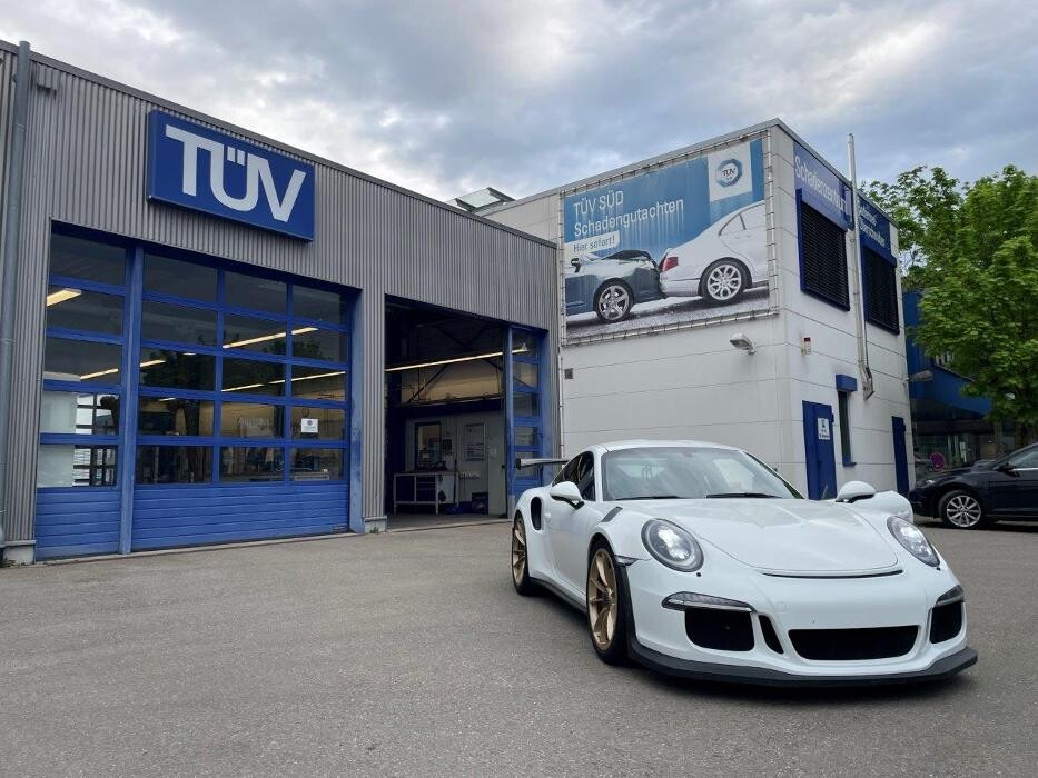 Bilder TÜV SÜD Service-Center Ravensburg